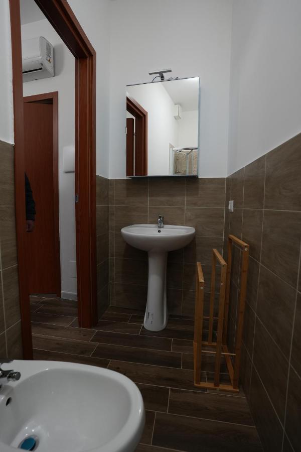 La Stradina Apartment Mola di Bari Exterior foto