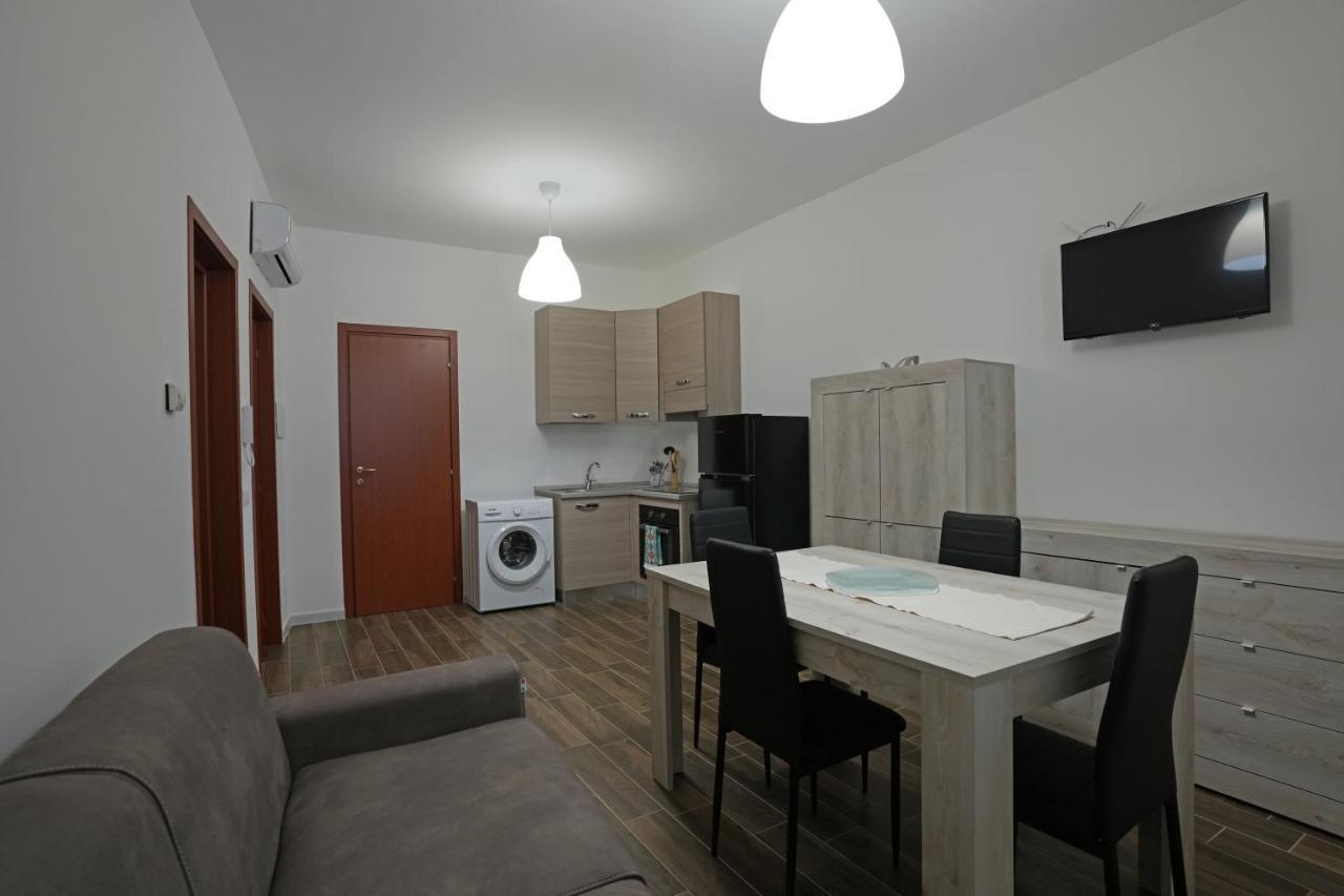 La Stradina Apartment Mola di Bari Exterior foto