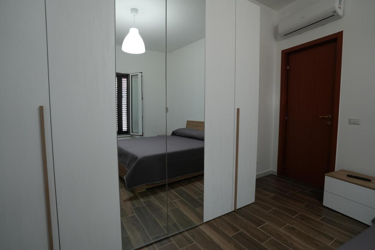 La Stradina Apartment Mola di Bari Exterior foto